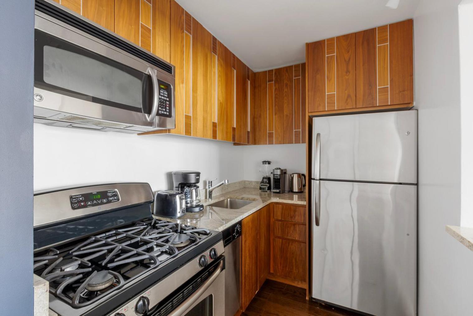 Ues 1br W Doorman Gym Roof Deck Nyc-37 *